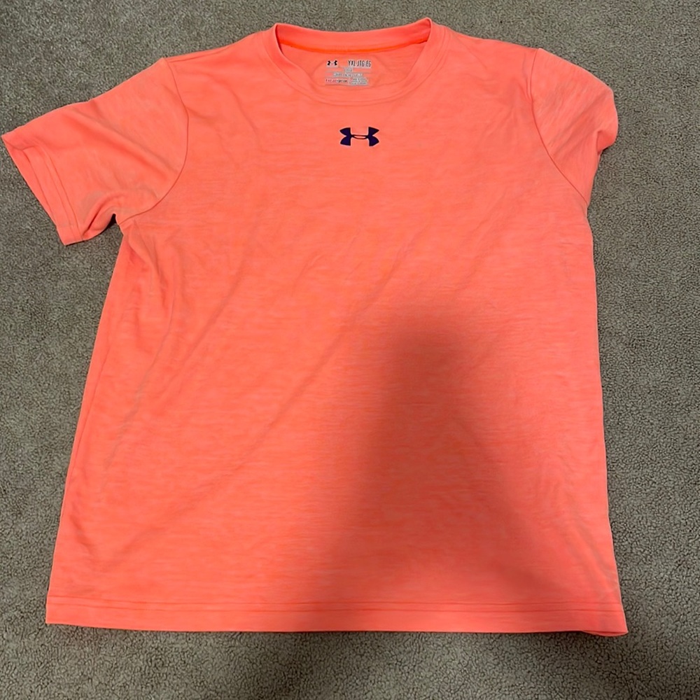 Under Armour•youth XL•orange